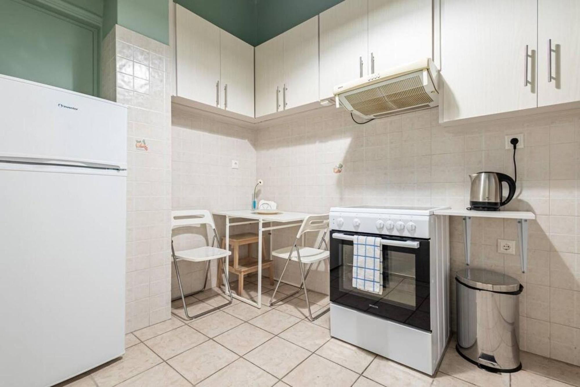 Acropolis Stylish 2Br Apartment - Center Of أثينا المظهر الخارجي الصورة