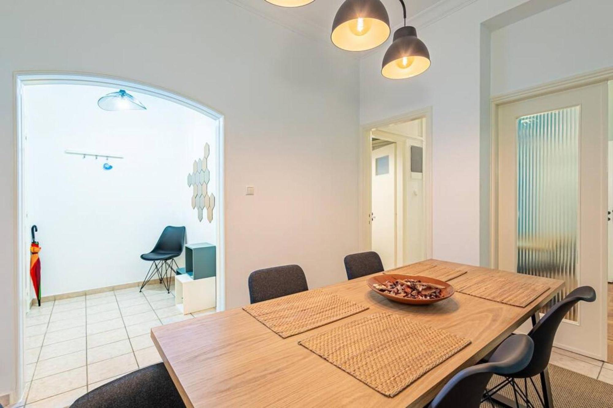 Acropolis Stylish 2Br Apartment - Center Of أثينا المظهر الخارجي الصورة