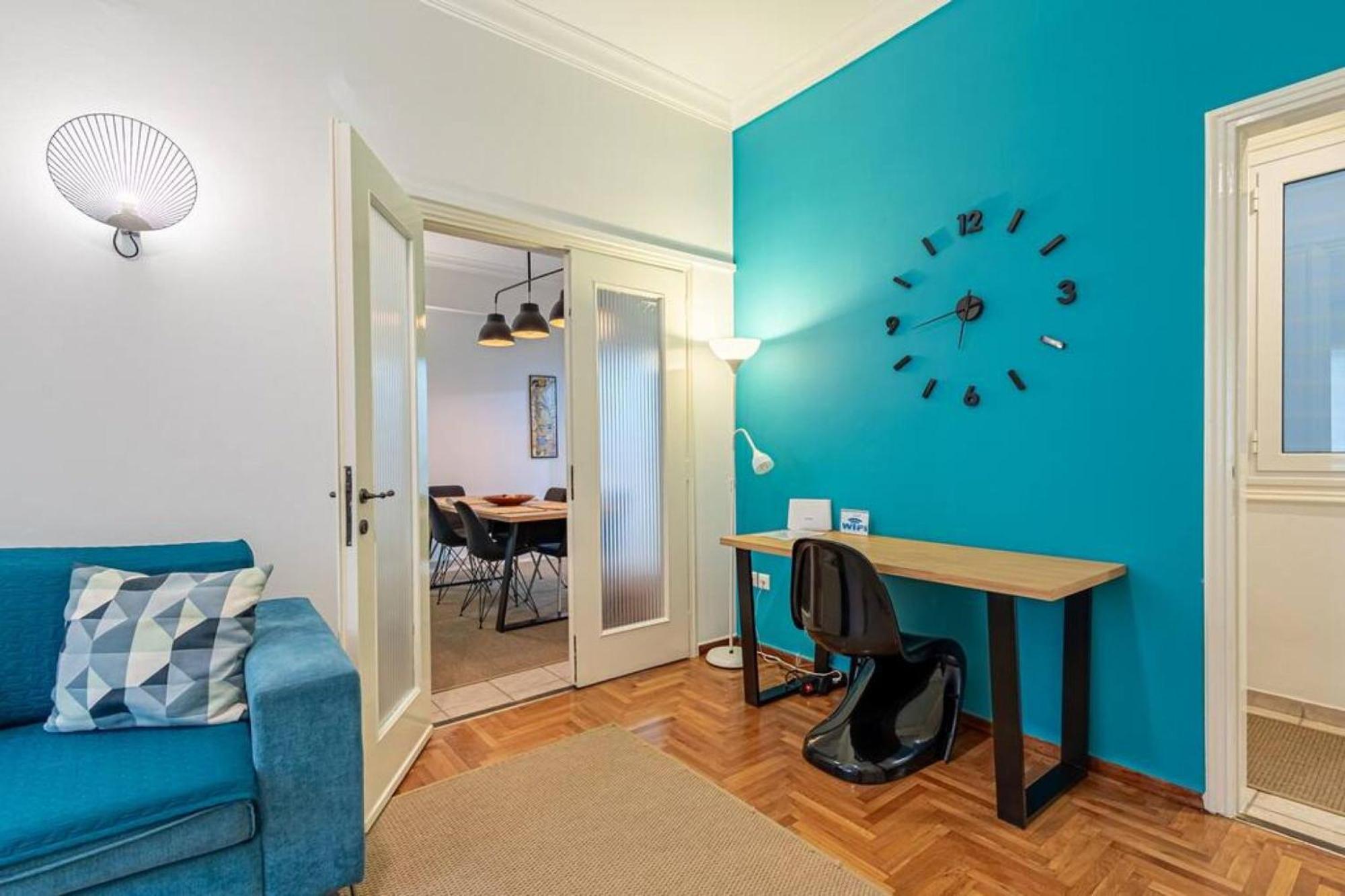 Acropolis Stylish 2Br Apartment - Center Of أثينا المظهر الخارجي الصورة