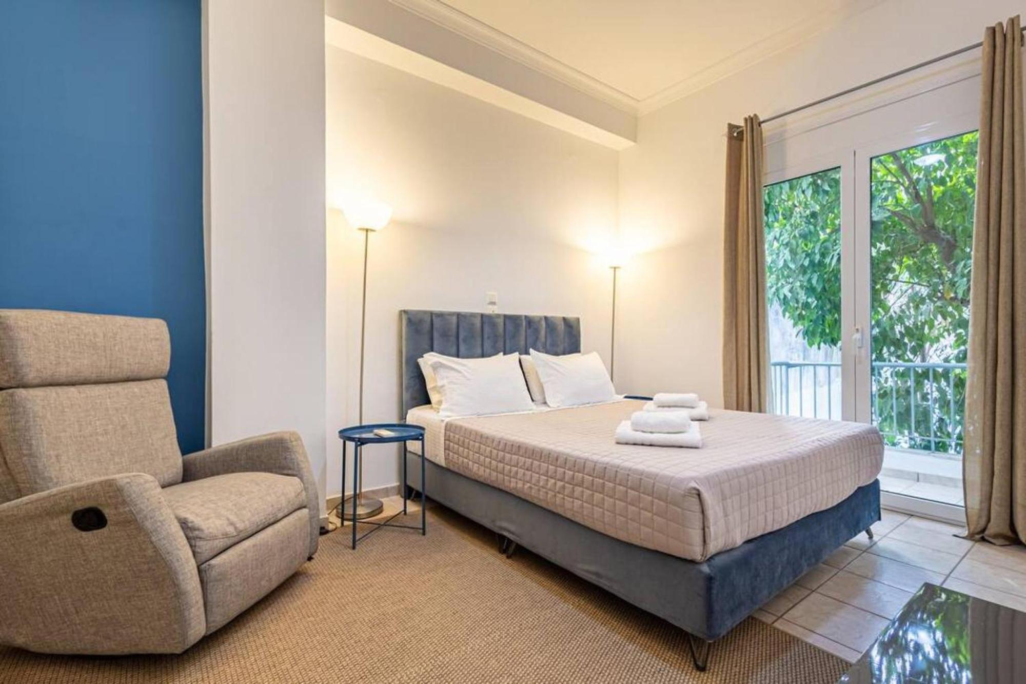Acropolis Stylish 2Br Apartment - Center Of أثينا المظهر الخارجي الصورة